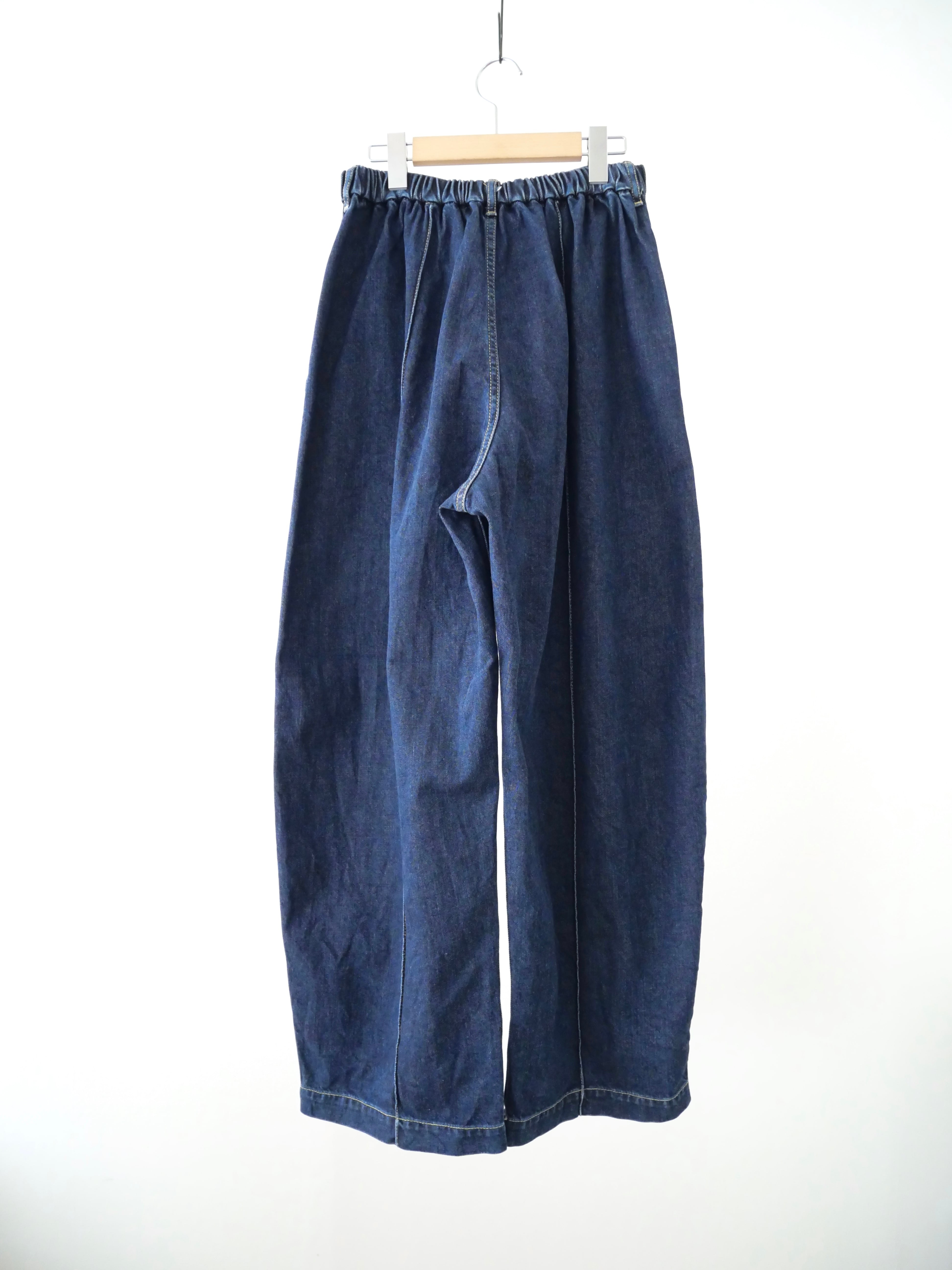 TENNE HANDCRAFTED MODERN / Curve pants デニム | t a - n a