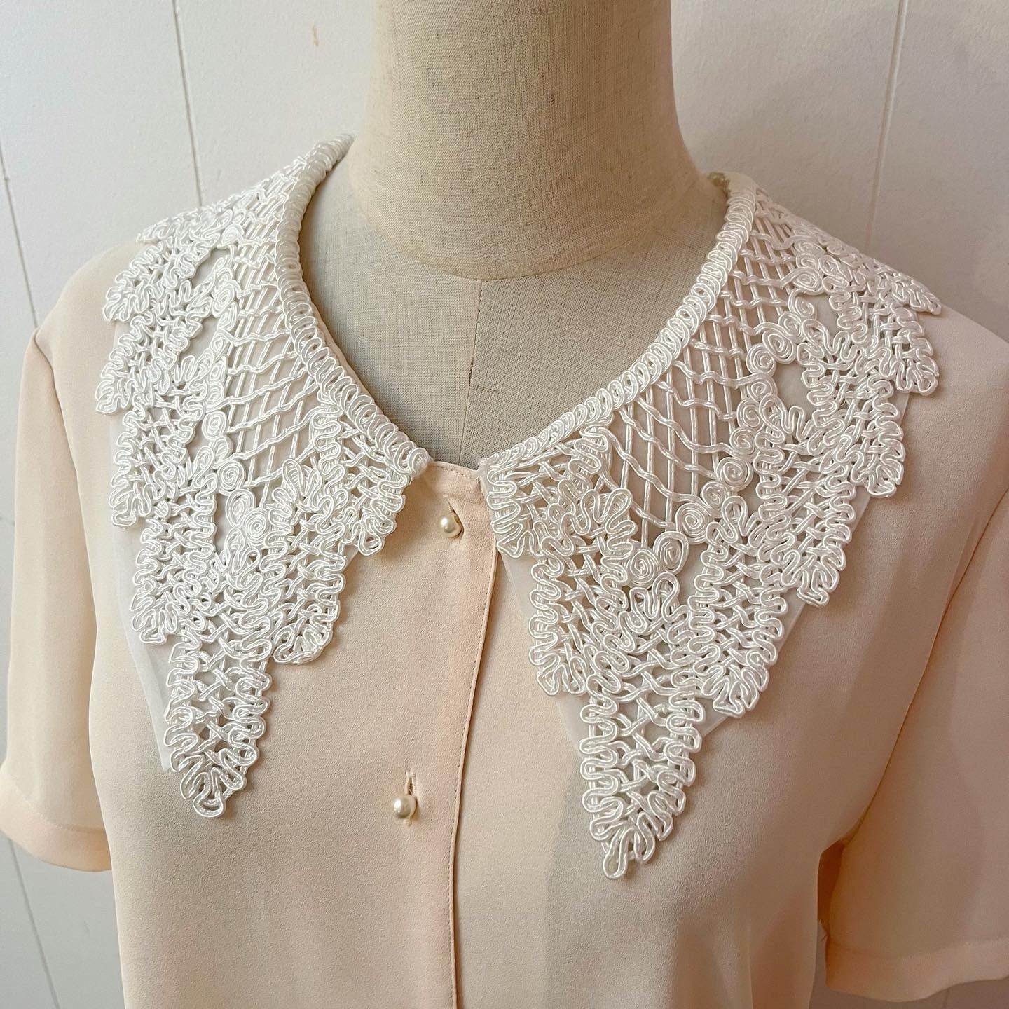 cream lace collar pearl button blouse