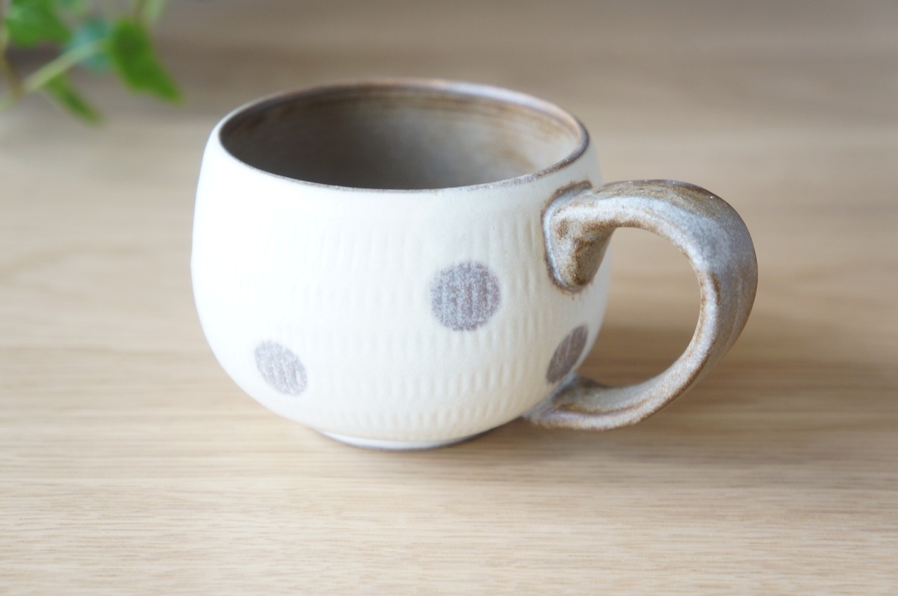 小石原焼　翁明窯元　丸マグカップ　水玉・マット【37-470】