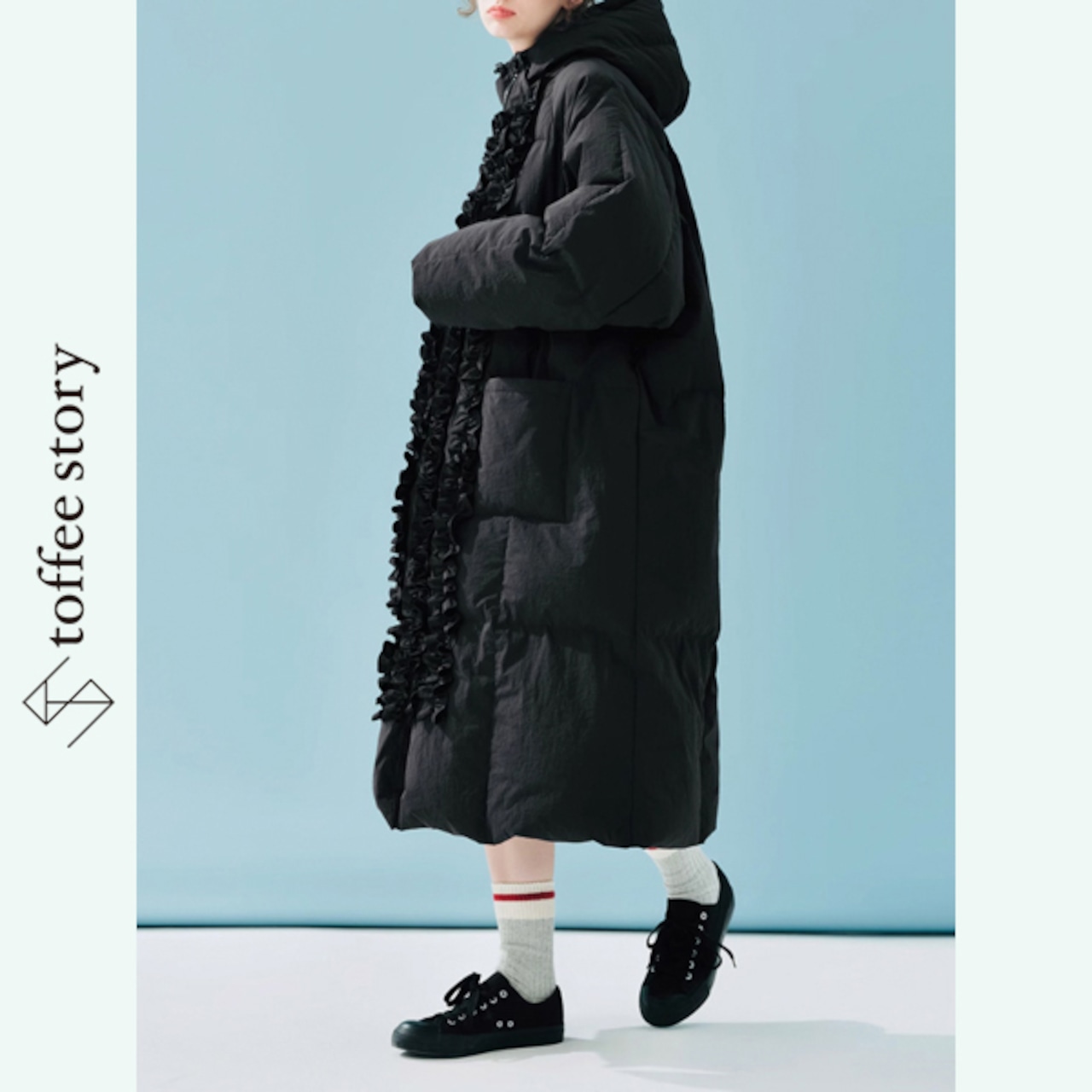 【2color】心躍る冬を演出する:モード感溢れるフリルたっぷりハイエンドダウンコート i0510