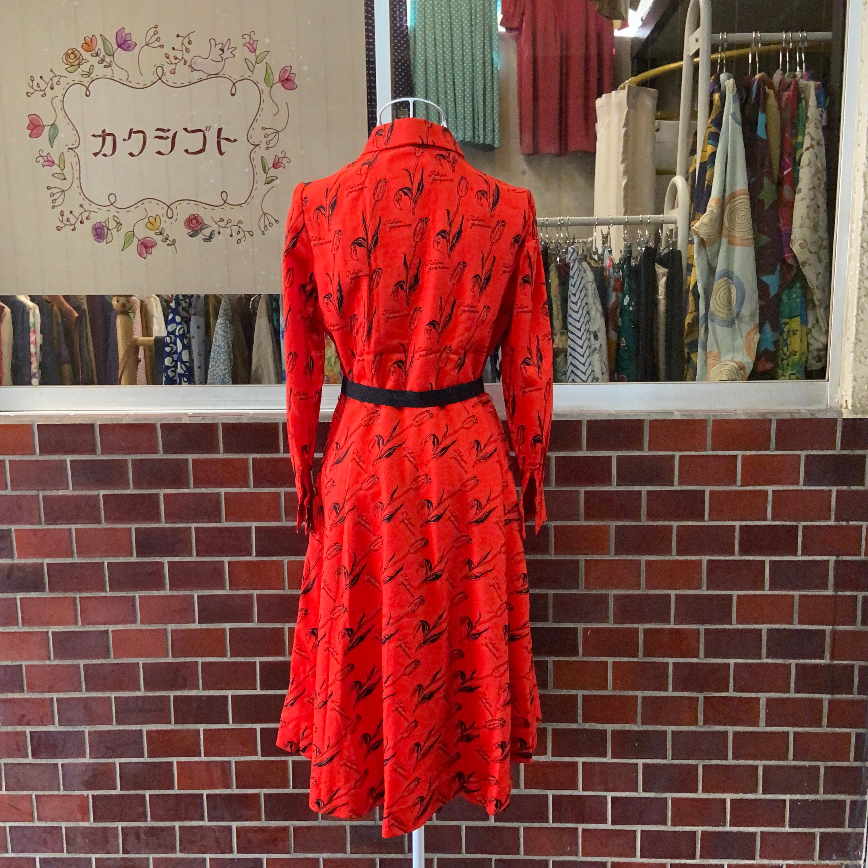 ❤️New❤️30 vintage  レトロ サテン 花柄 ワンピース