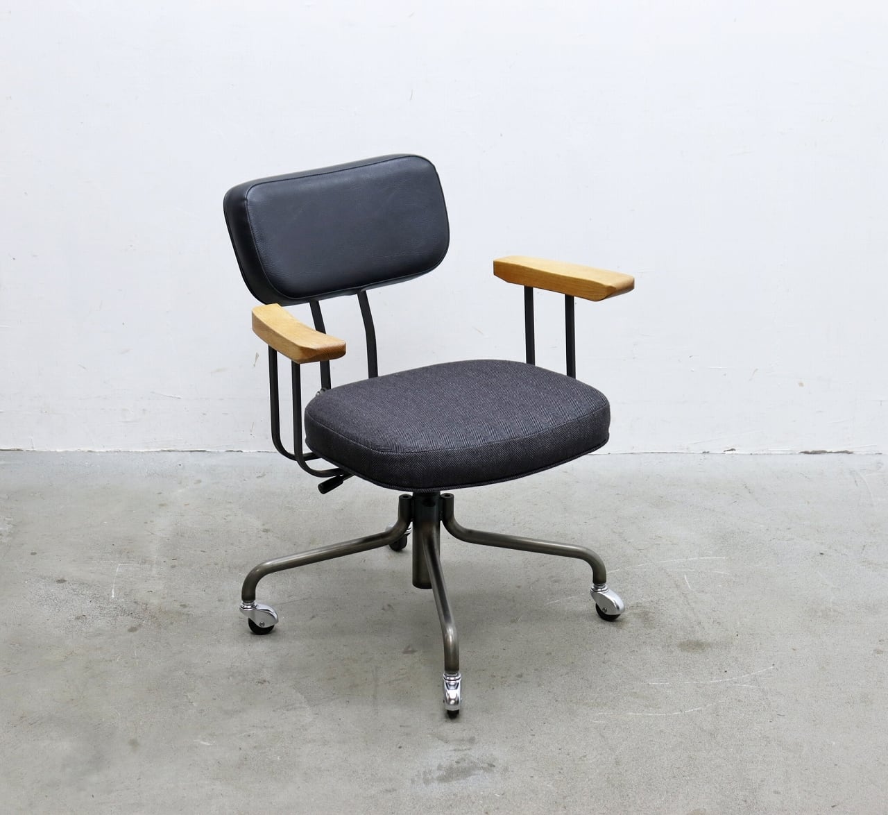 [truck furniture]トラックファニチャーワークチェア DESKWORK CHAIR – rocca rocca