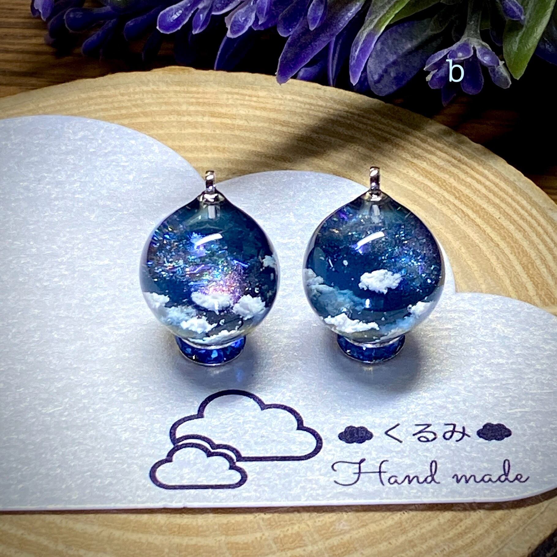 レジンピアス イヤリング 夜空と天の川 まん丸 14mm b