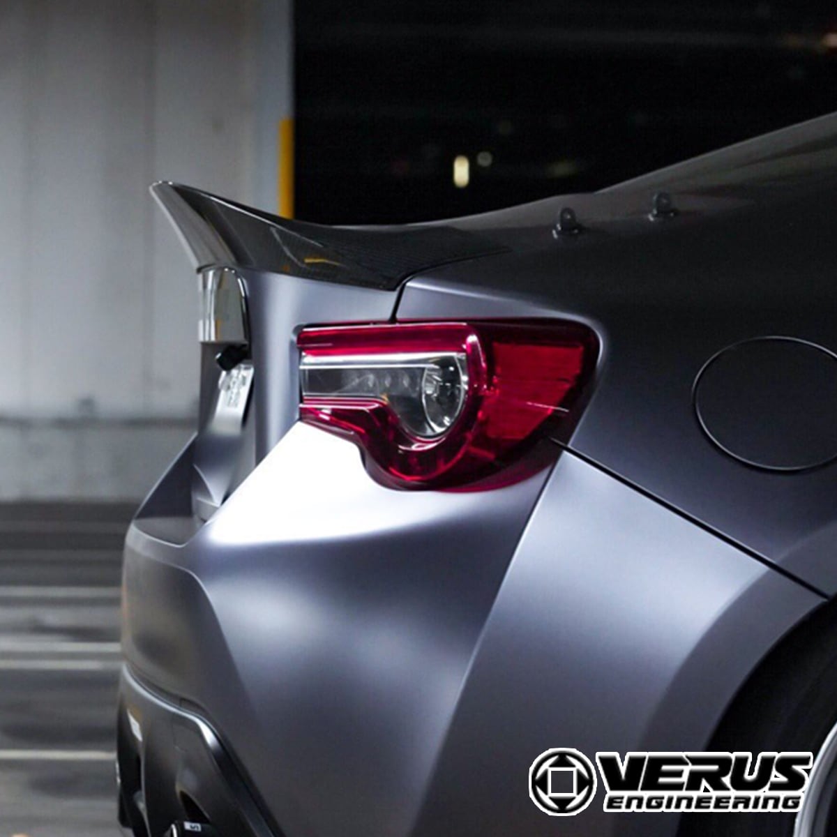 オイルペイント VERUS ENGINEERING(VELOX)：A0011A-RED：TOYOTA 86(ZN6) BRZ(ZC6)：カムプレートブロック：レッ 