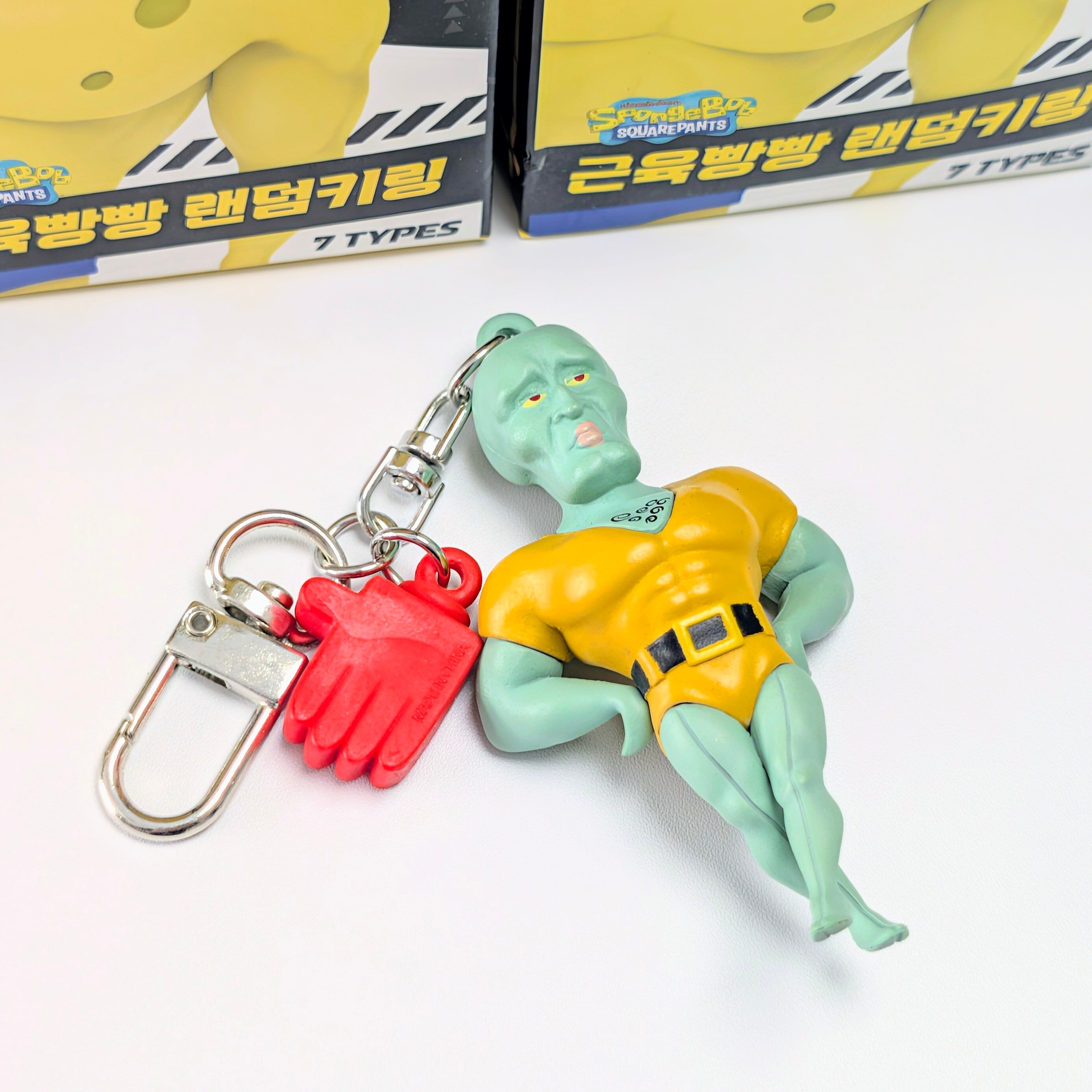 ⚡️KOREA Exclusive⚡️【 SpongeBob SquarePants ( スポンジボブスクエアパンツ ) 】※未開封1個での販売 / 韓国限定‼️筋肉パンパン マッスルランダムキーリング / マスコット〚アメリカン雑貨 アメトイ〛