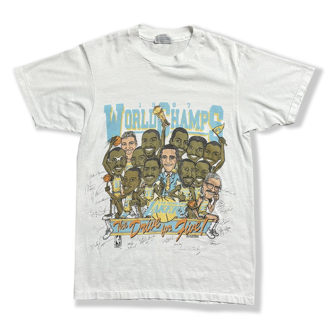 Los Angeles Lakers -1987 World Champs- Printed T-Shirt. Hanes