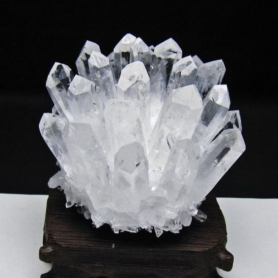 水晶 クラスター 水晶 原石 水晶クラスター 台座付属 一点物 182-8661