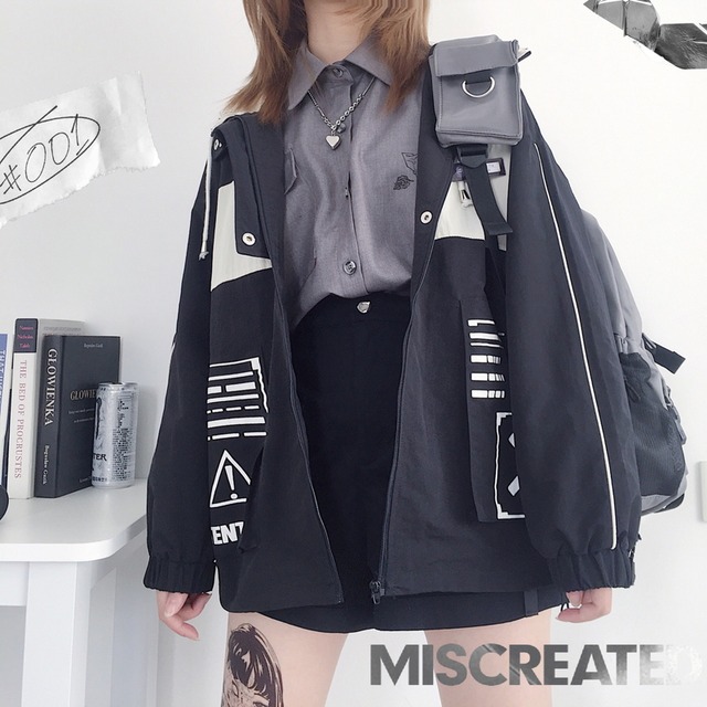 再入荷 ゴスロリ系 パーカー Zipアップ バックプリント 病み可愛い オルチャン 原宿系 Jk風 10代 代 モード系ファッション専門店 With U