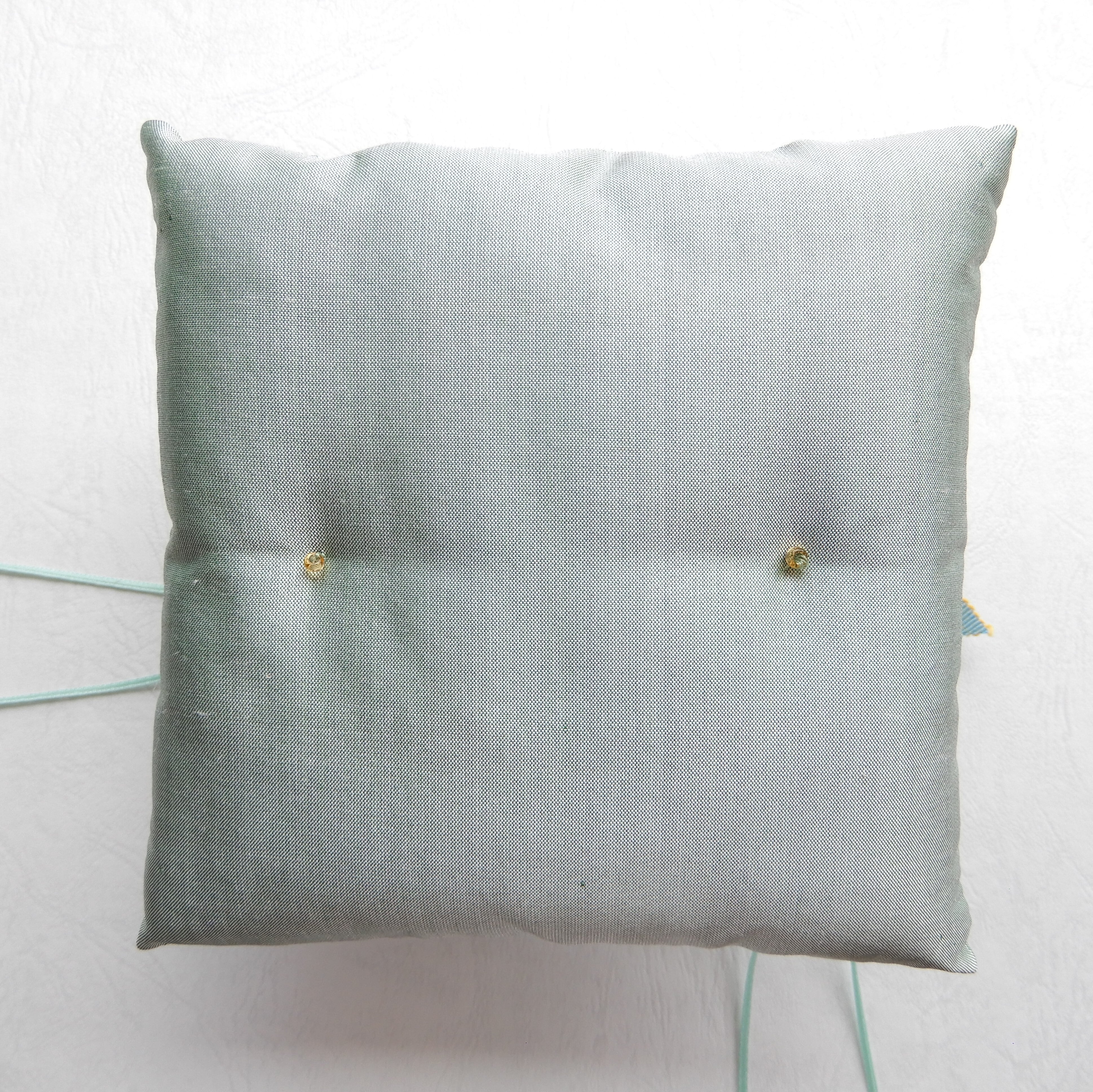 アイスランド製のクッション