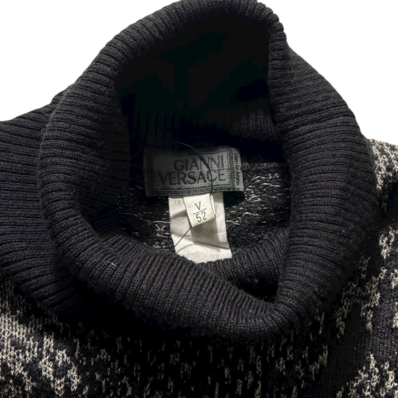 vintage GIANNI VERSACE python jacquard turtle neck sweater