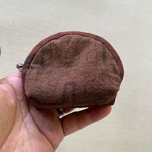 Po 丸ポーチ茶　10cm シピボ族の泥染め