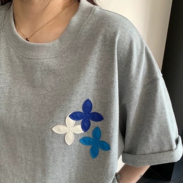 フラワーモチーフバックデザインTシャツ 3col R02444
