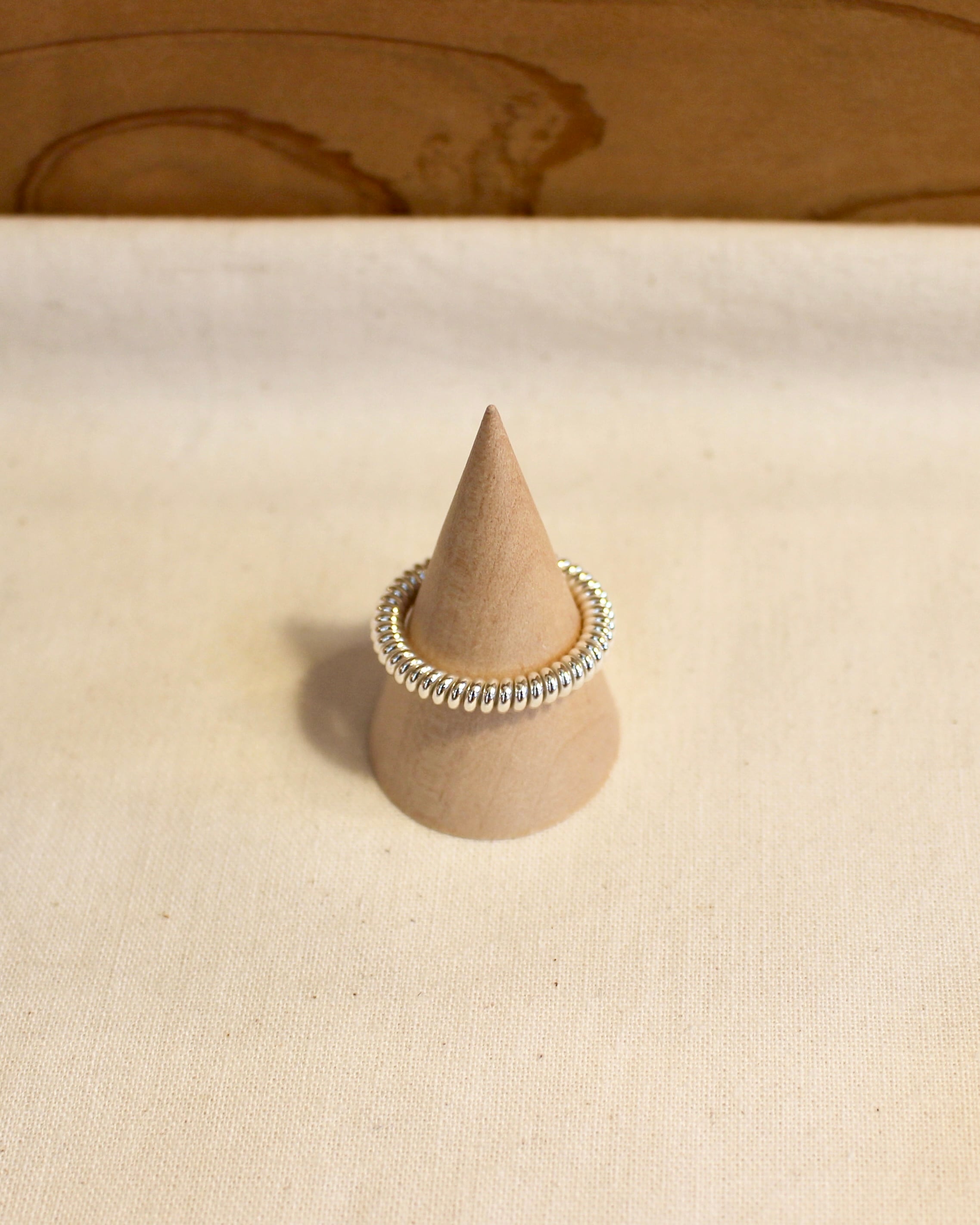 PLOW/spring ring