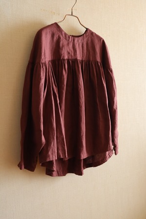 胸元ギャザーブラウス　