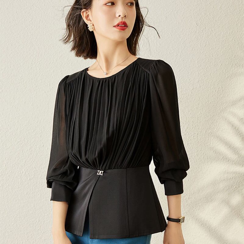 トップス シャツ ブラウス プルオーバー 袖あり 長袖 パフスリーブ ラウンドネック 襟なし 細身 スマート プリーツ ウエストマーク スリット 切り替えデザイン バックシャン ハイウエスト きれいめ シンプル カジュアル 上品 おしゃれ かっこいい 大人可愛い 大人女子 個性的 クール モード系 エレガント 主役級 存在感 フォーマル 無地 春 秋 入学式 入園式 卒業式 卒園式 謝恩会 20代 30代 40代 レディース 女性用 ママ ビジネス OL 通勤 レストラン M L 黒 ブラック