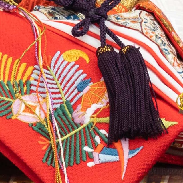 手毬 手鞠 てまり 刺繍お雛様 房飾り付き No34 かよさん 手毬 手鞠