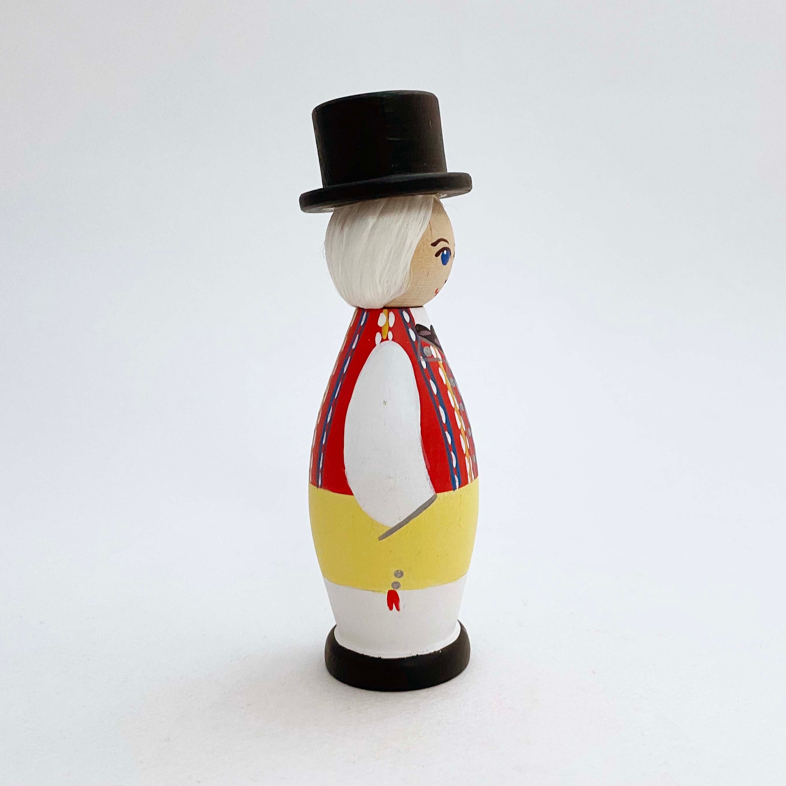 スウェーデンの民族こけし（男の子13cm）