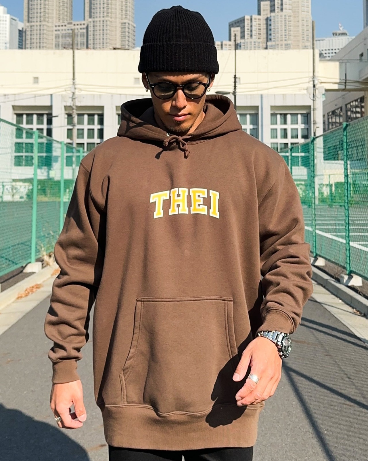 COLLEGE SWEAT HOODIE - BROWN