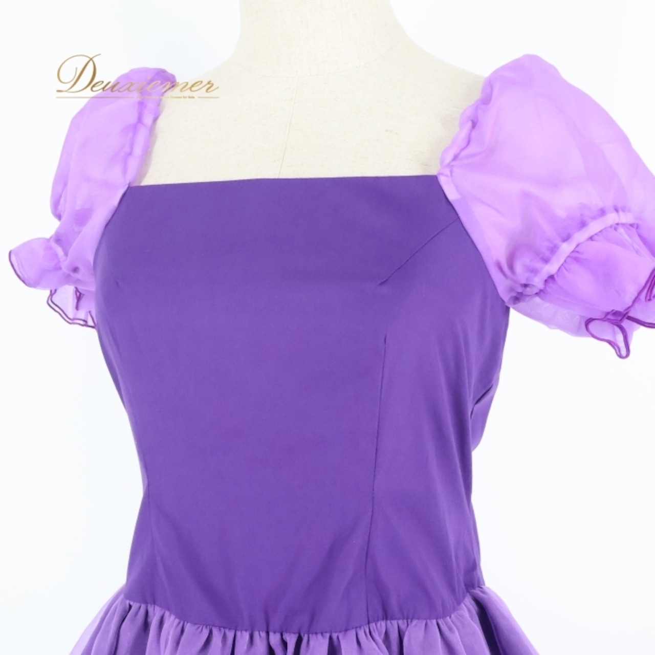 フラダンス 衣装 ワンピース ドレス パープル系 アロハスタンダード 日本製 ハワイアン アロハ レッスン 練習 フラ ダンス ALOHA STANDARDS ワンカラー シンプル オーガンジー パフスリーブ ふんわり かわいい おしゃれ 上品 大人っぽい 華やか フラダンスドレス ハワイアン衣装 おしゃれドレス 大人用ドレス 軽やか コーディネート アイテム パープルドレス ふんわりスリーブ フォーマルドレス 上品コーデ レディースドレス 高級感