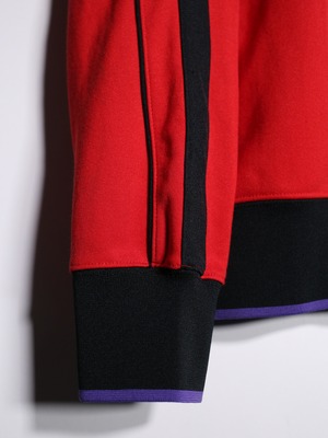 "NIKE" good coloring over silhouette track jacket