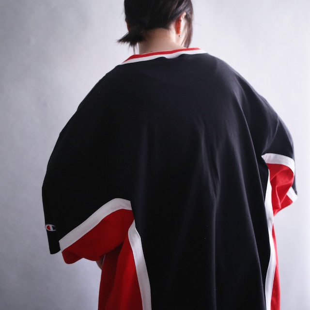 "Champion" 3-tone XXL over size secondary shirt