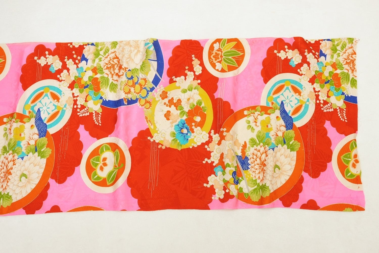 3723G10 正絹 はぎれ 古布 アンティーク着物 ヴィンテージ生地