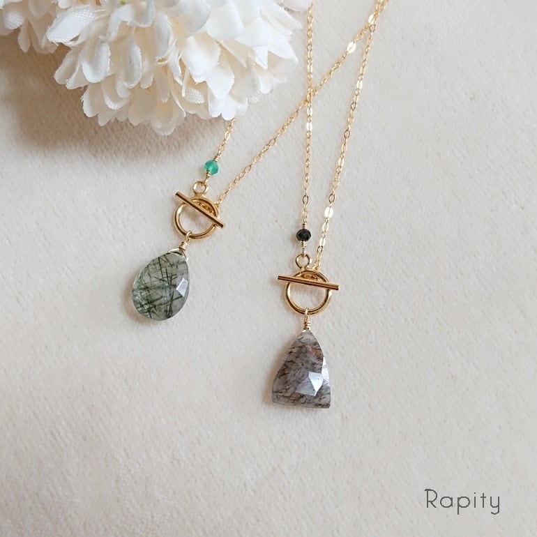 1点のみソーダライトヘキサゴンフラワーカービングネックレストップ 1