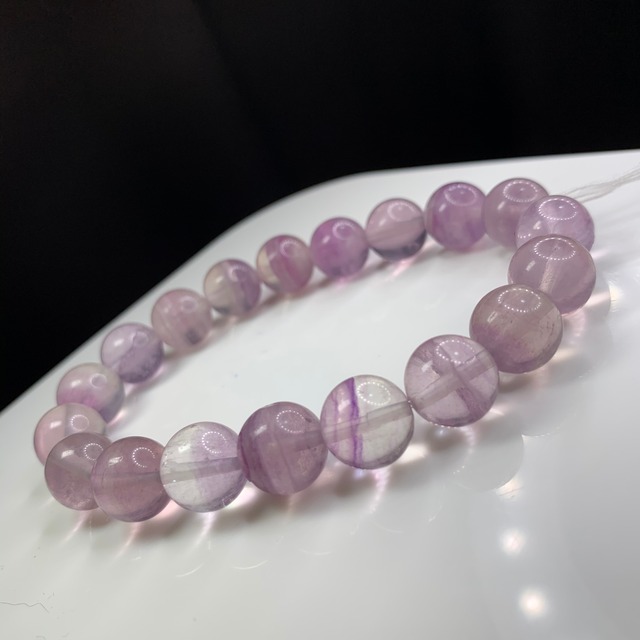 b213 レアカラータイプ✩ライトパープルフローライトブレスレット