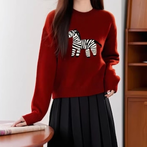 2色/しまうま刺繍ニットトップス ・10177 2色/しまうま刺繍ニットトップス ・10177