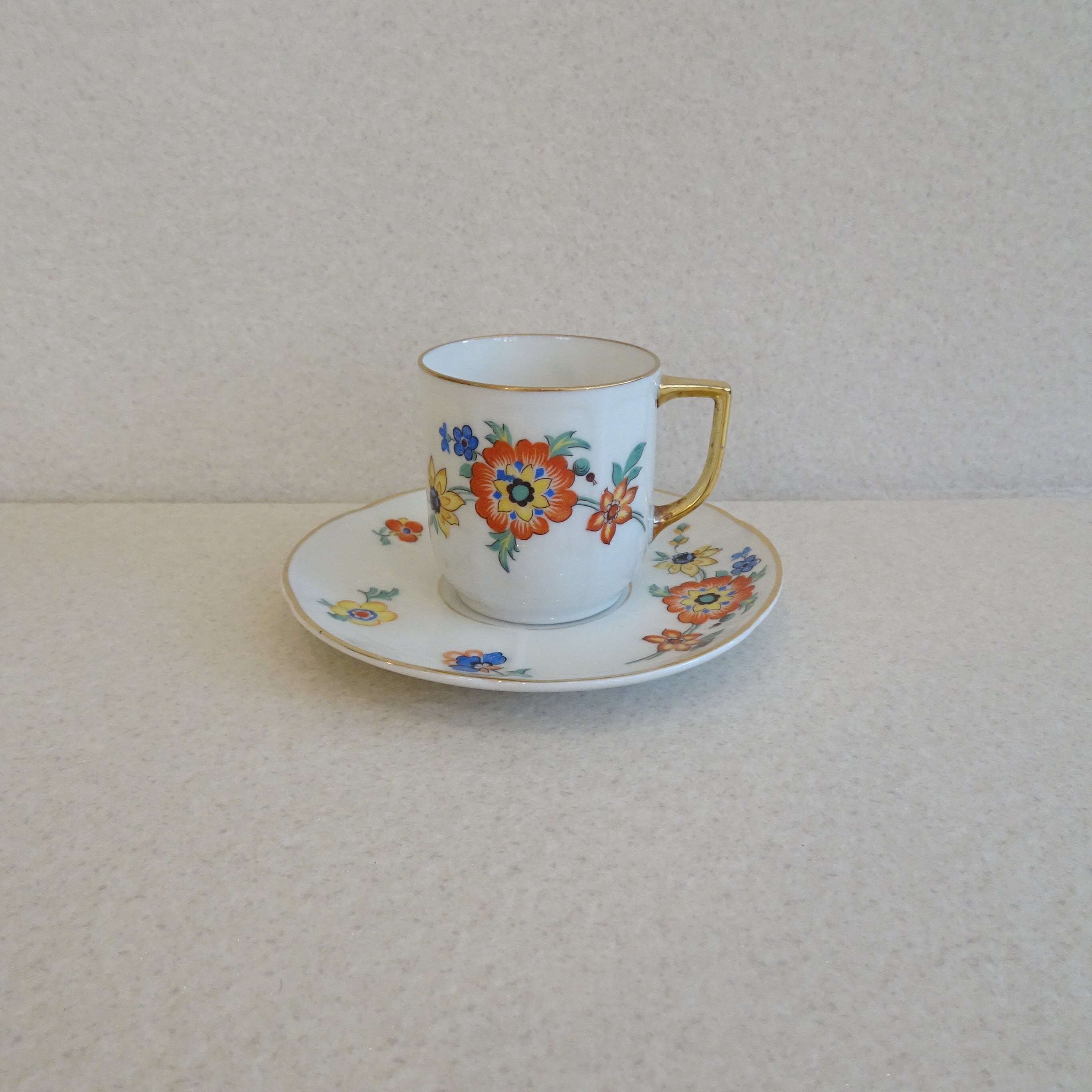 【アンティーク】BAVARIA 明るい花柄デミタスカップ&ソーサー