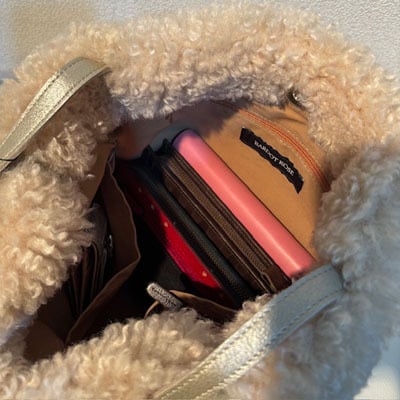 BARDOT ROSE 大人気 フワモコファートートバッグ(再入荷)