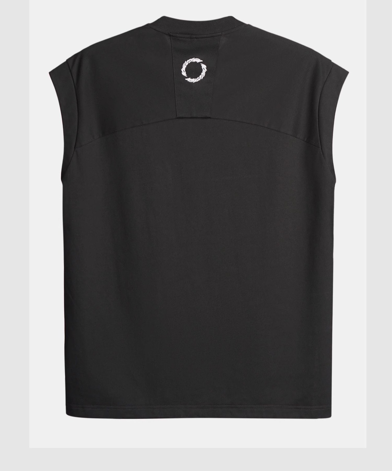 NOSUCISM 24SS COOLMAX®クロスネックノースリーブT