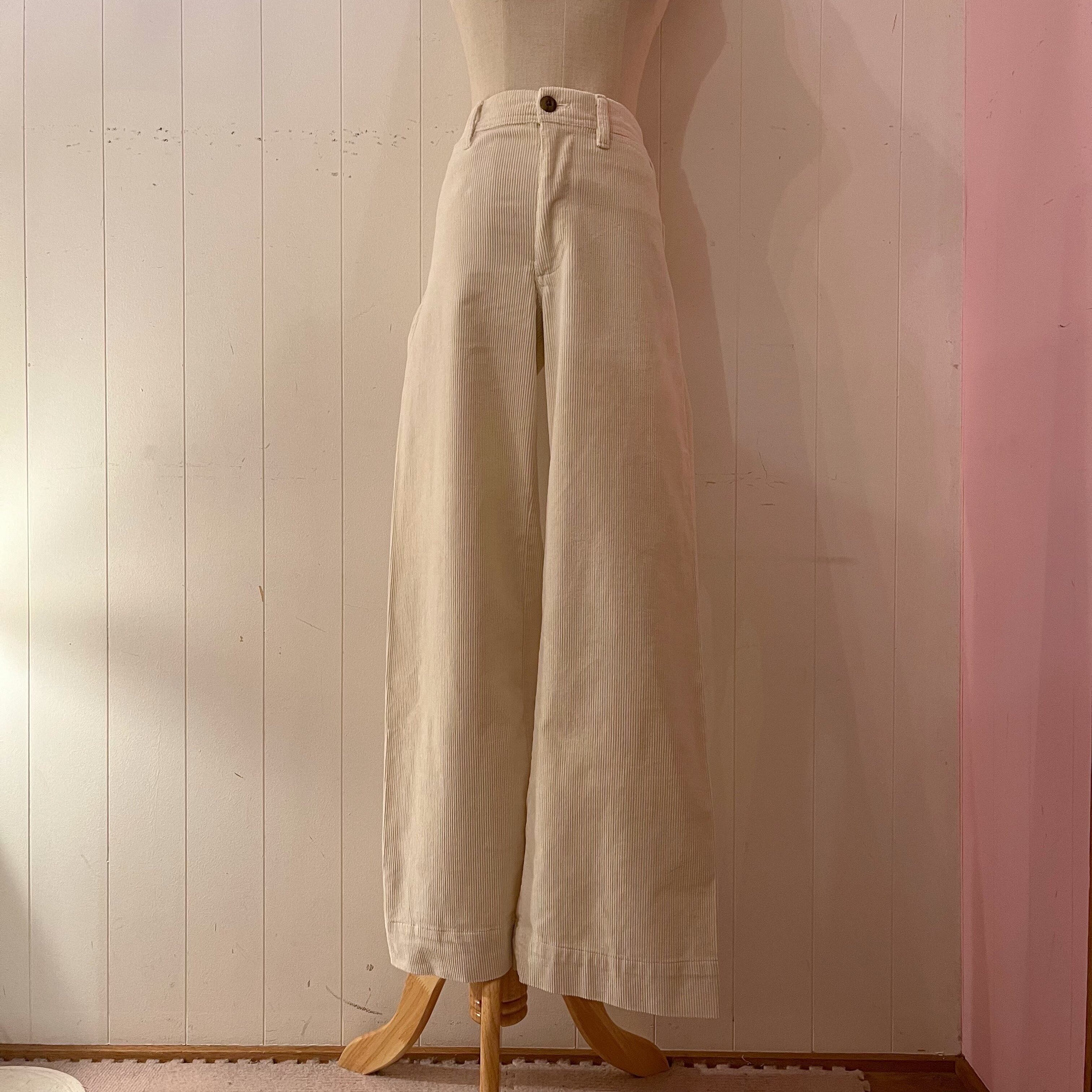 GAP / white corduroy pants