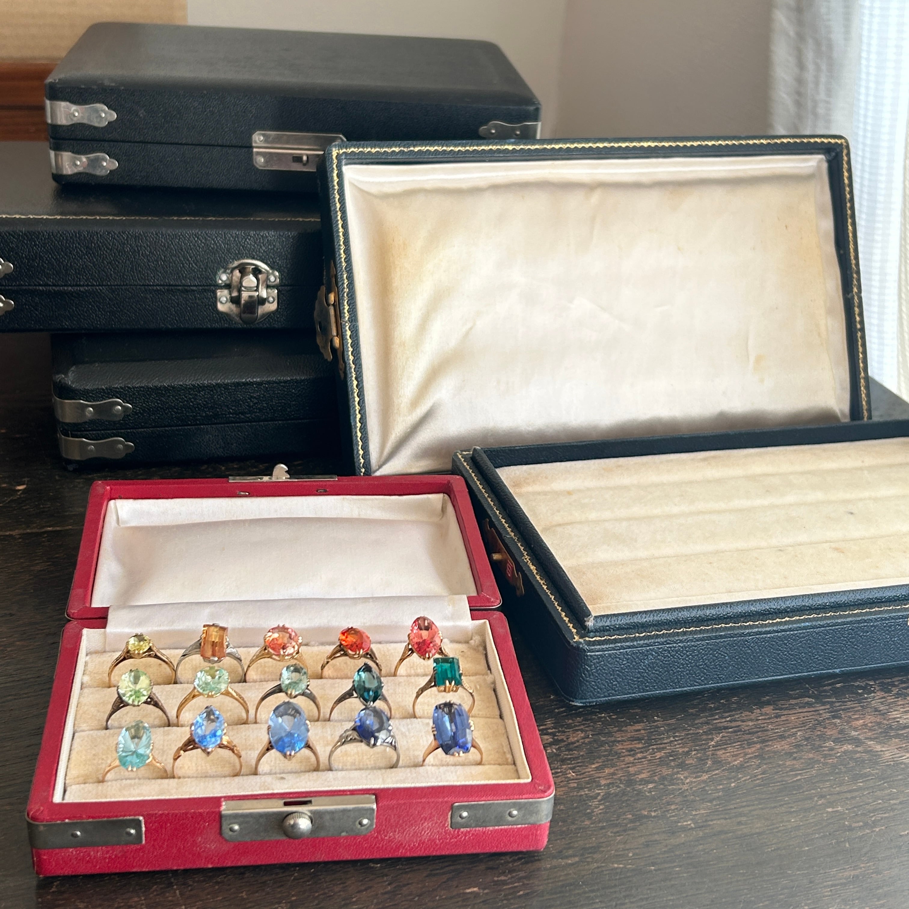 Vintage リングコレクションケースA  小型レッド