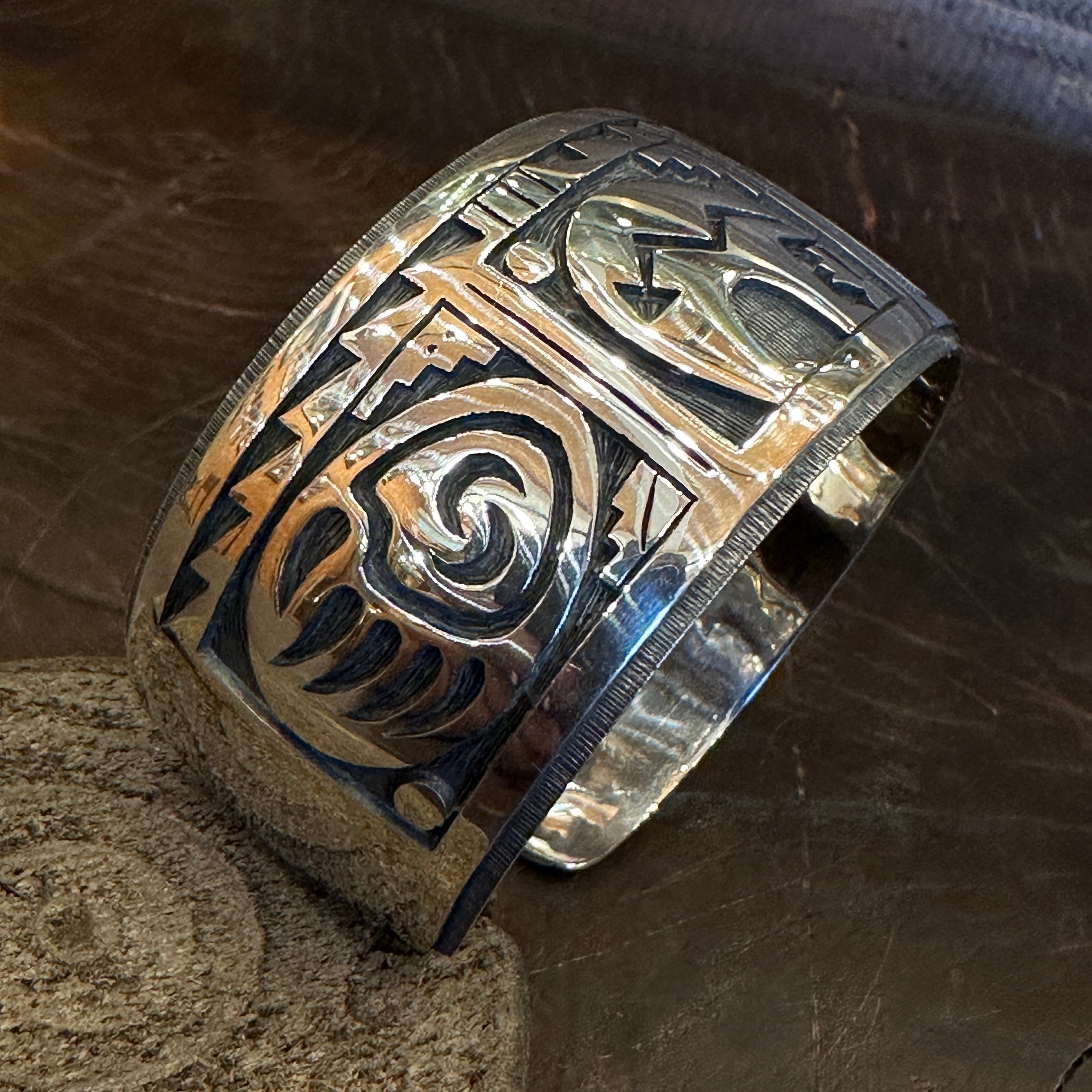 クリフトンモア（Clifton Mowa）ベア&ベアハンドバングル