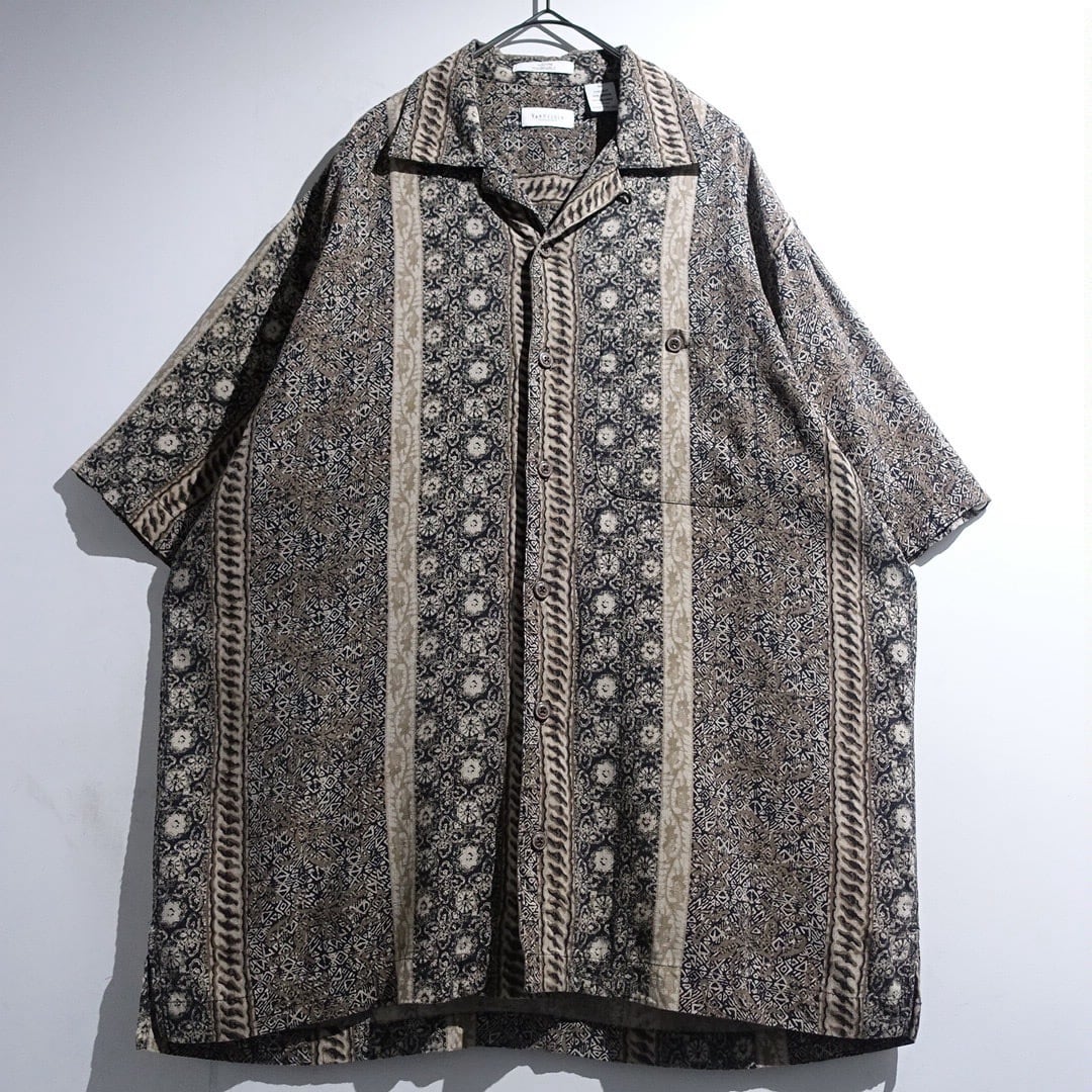 "VAN HEUSEN" Multicolor Botanical Pattern Design Silk & Rayon Open-Collar Shirt