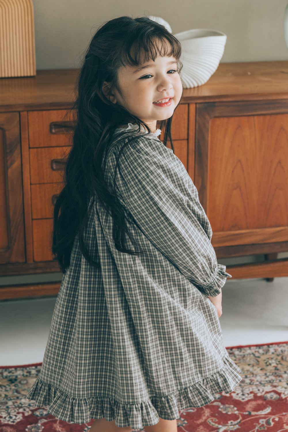 VALENTINOベビーレースワンピース38 スタッズ ばら刺繍レースワンピース モスピンク - D.W. Bambino