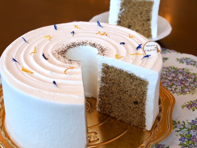 紅茶のシフォンケーキ ケーキ ティールーム シェリール