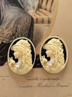 輸入デザインパーツ カメオ風カボション アイボリー×ブラック 38mm カルトナージュ デコレーション材 アクセサリーパーツ