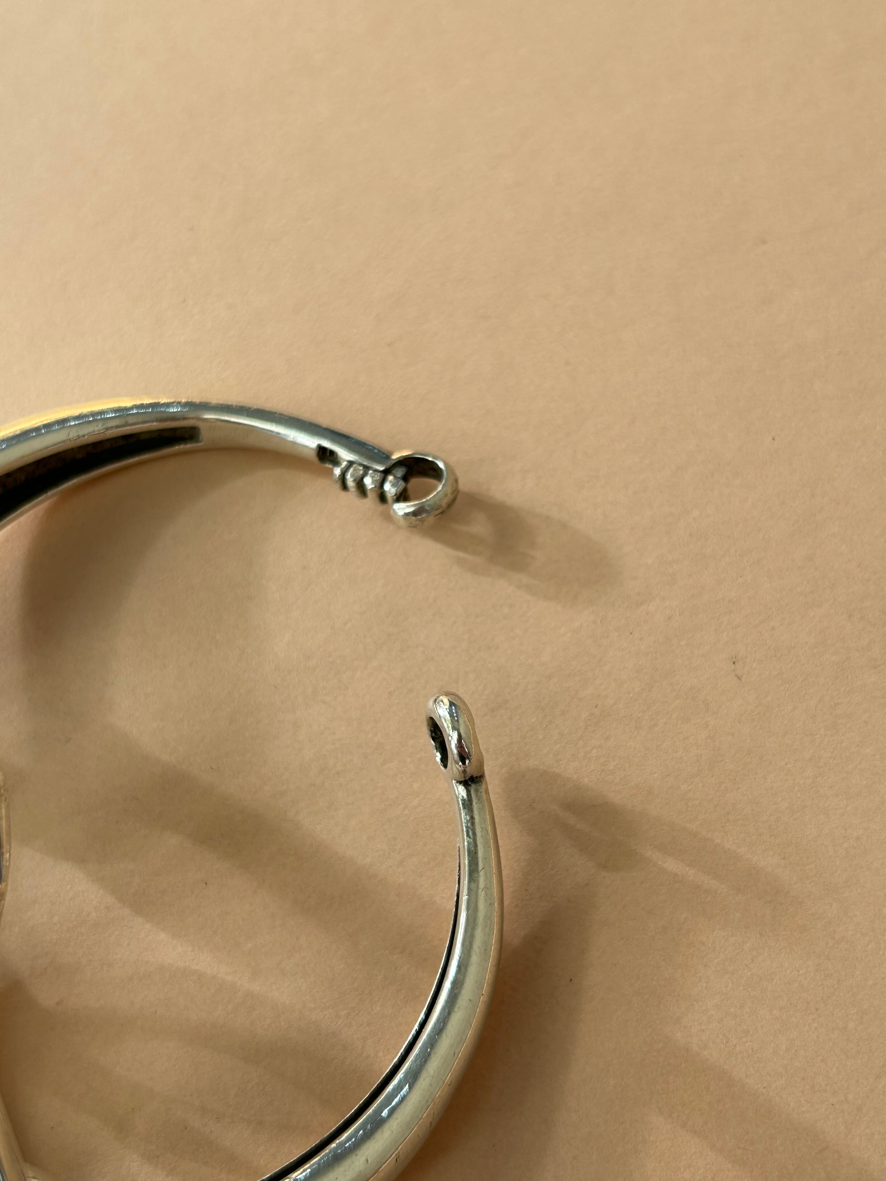 Gaëtan de Percin 70s Double Loop Bracelet/France | POED VINTAGE 