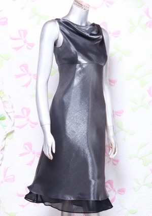 送料無料 未使用 発表会 舞台衣装 パーティ フォ－マル 背中紐掛け セクシー ワンピース M 9号 [OPN3785]