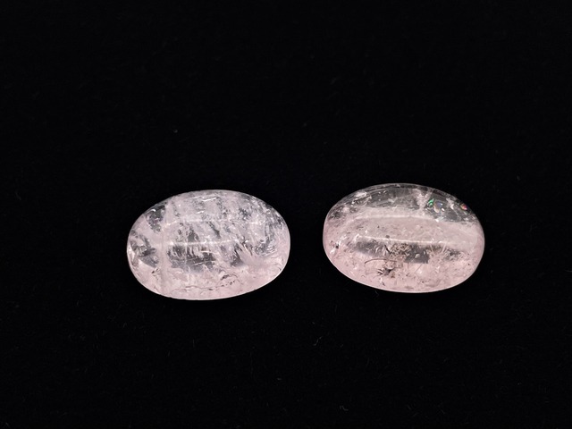 ルース素材2つセット（モルガナイト）