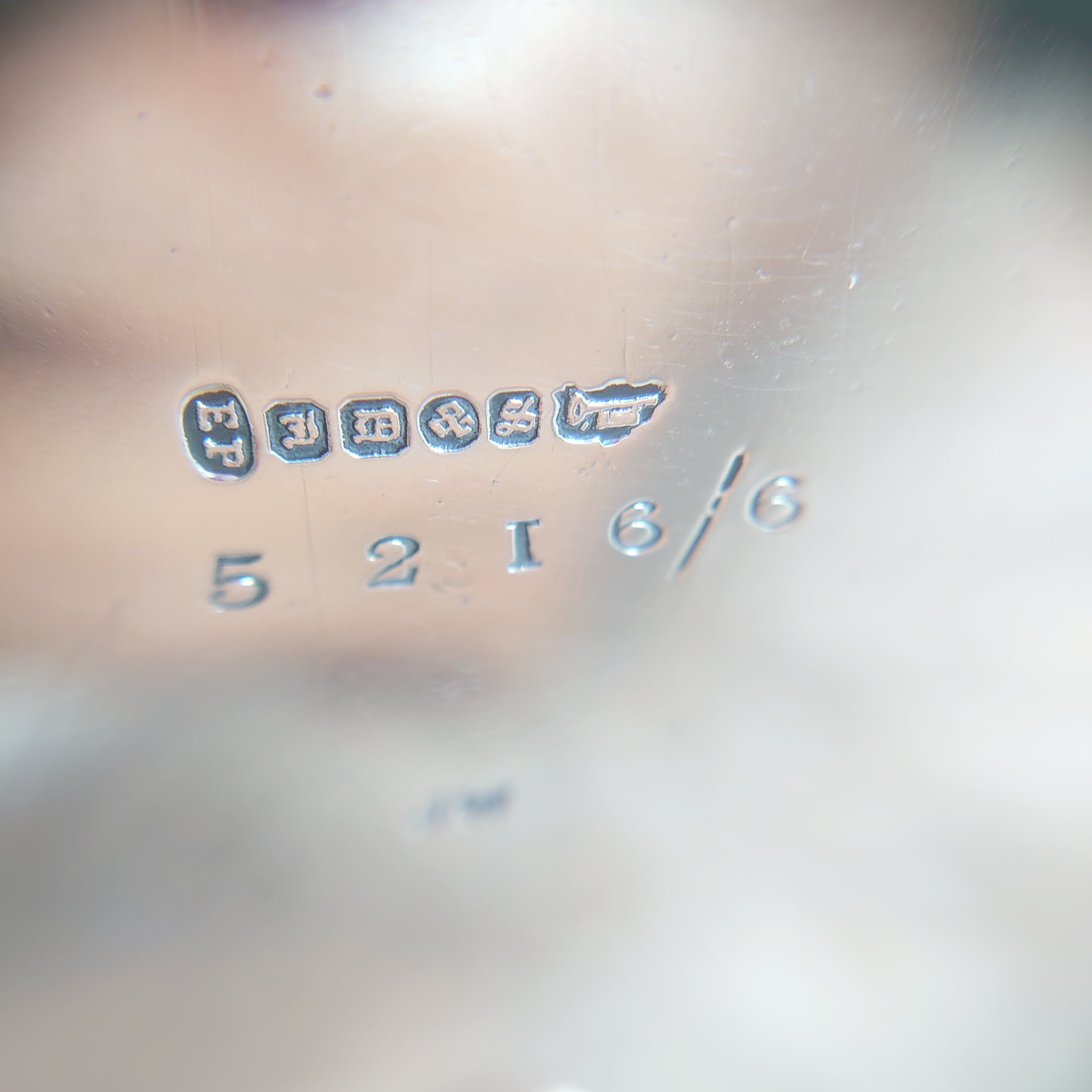 ビスケットボックス イギリス アンティーク シルバープレート製