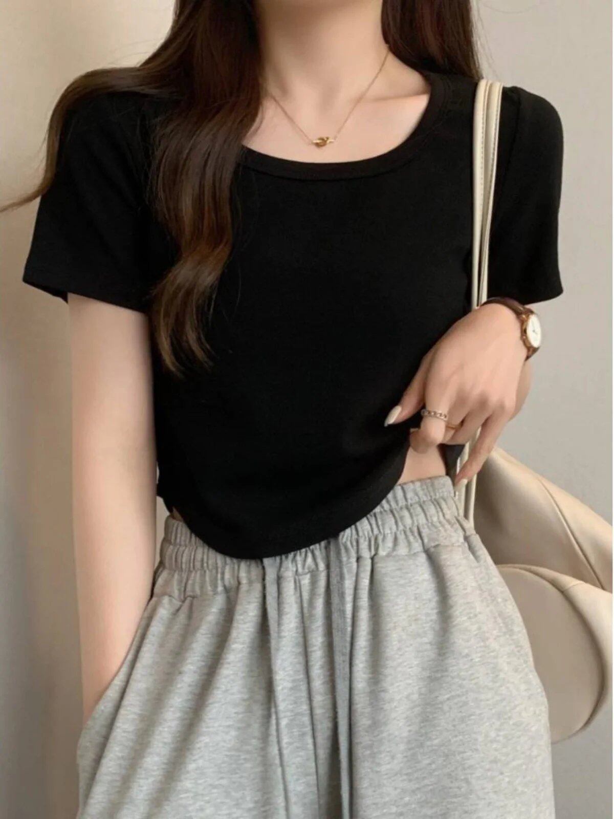 スリムフィット半袖Tシャツ スクエアカラー イレギュラーヘム 韓国スタイル 春夏カジュアルウェア 若い女性向け 8-35