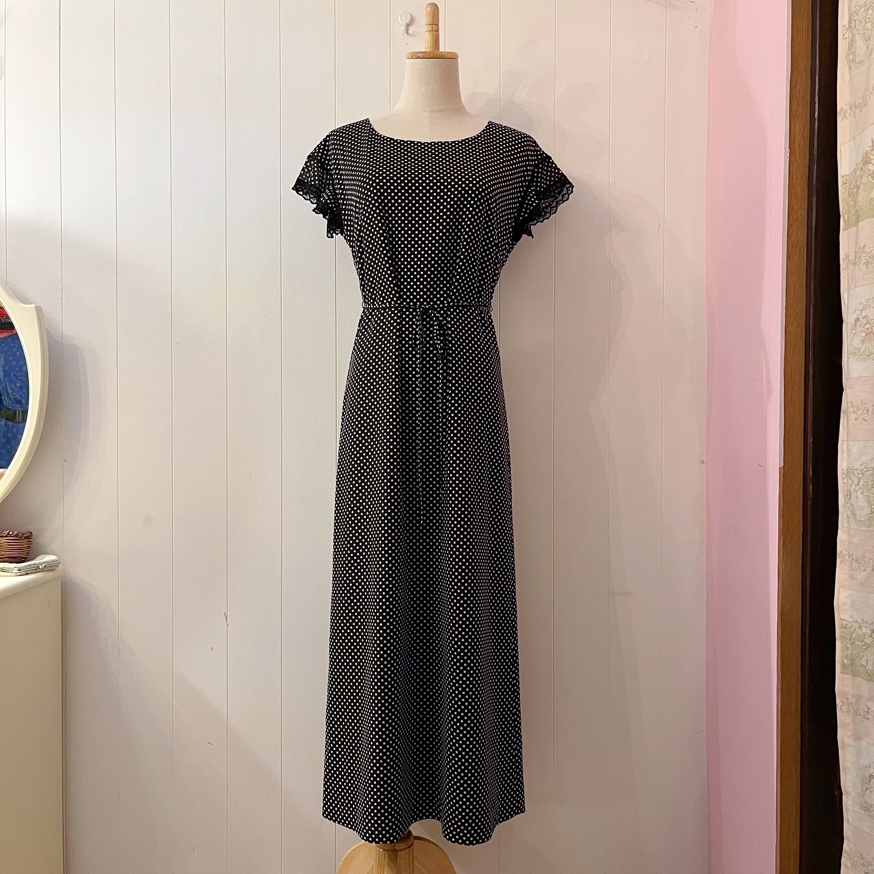 KETTY / dot lace sleeve less one-piece