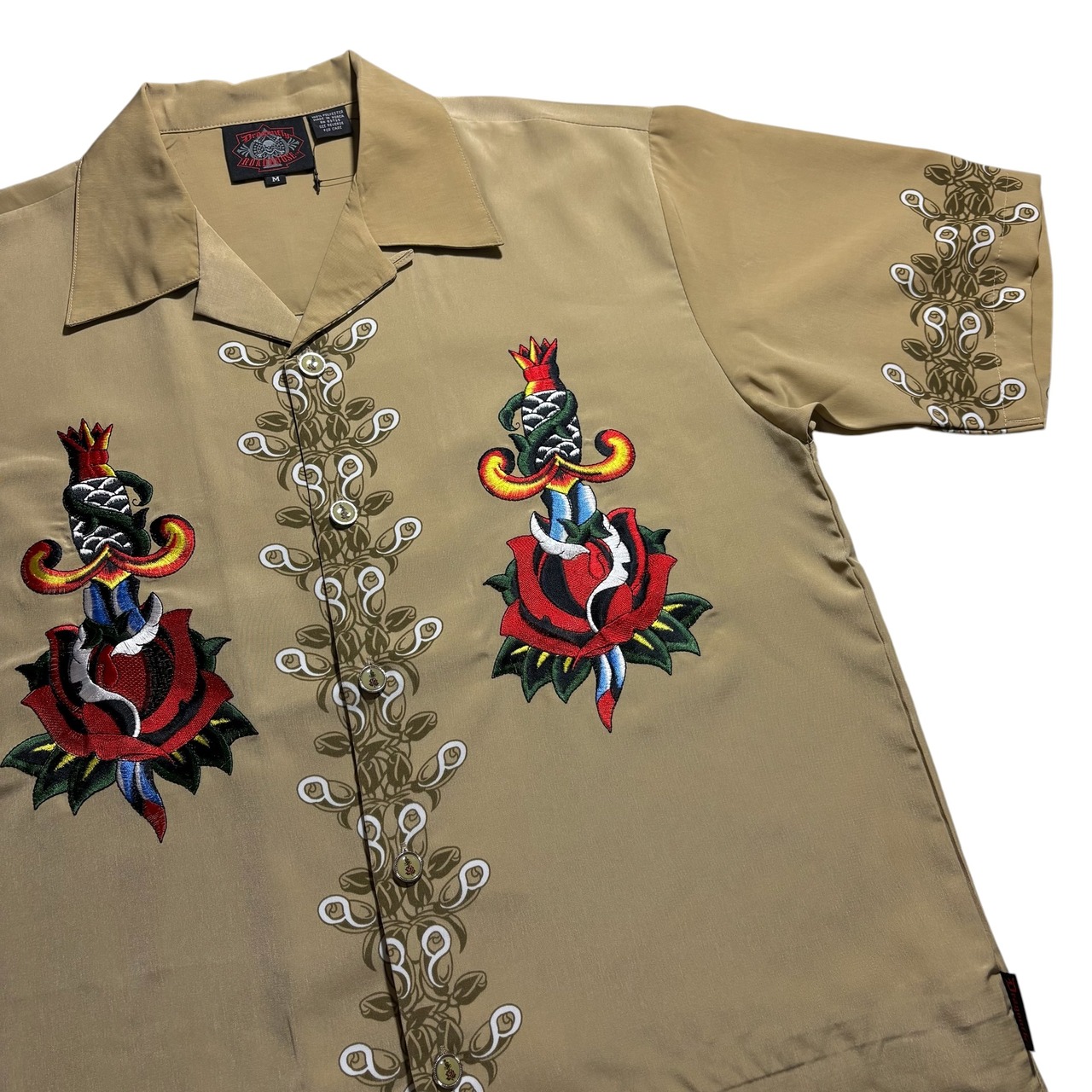 DRAGONFLY embroidery open collar shirt