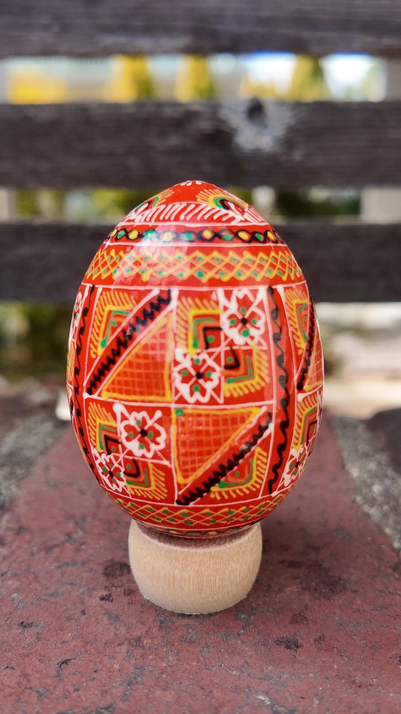 装飾用木製プィサンカ（イースターエッグ）with stand　コロミヤモデル - 1