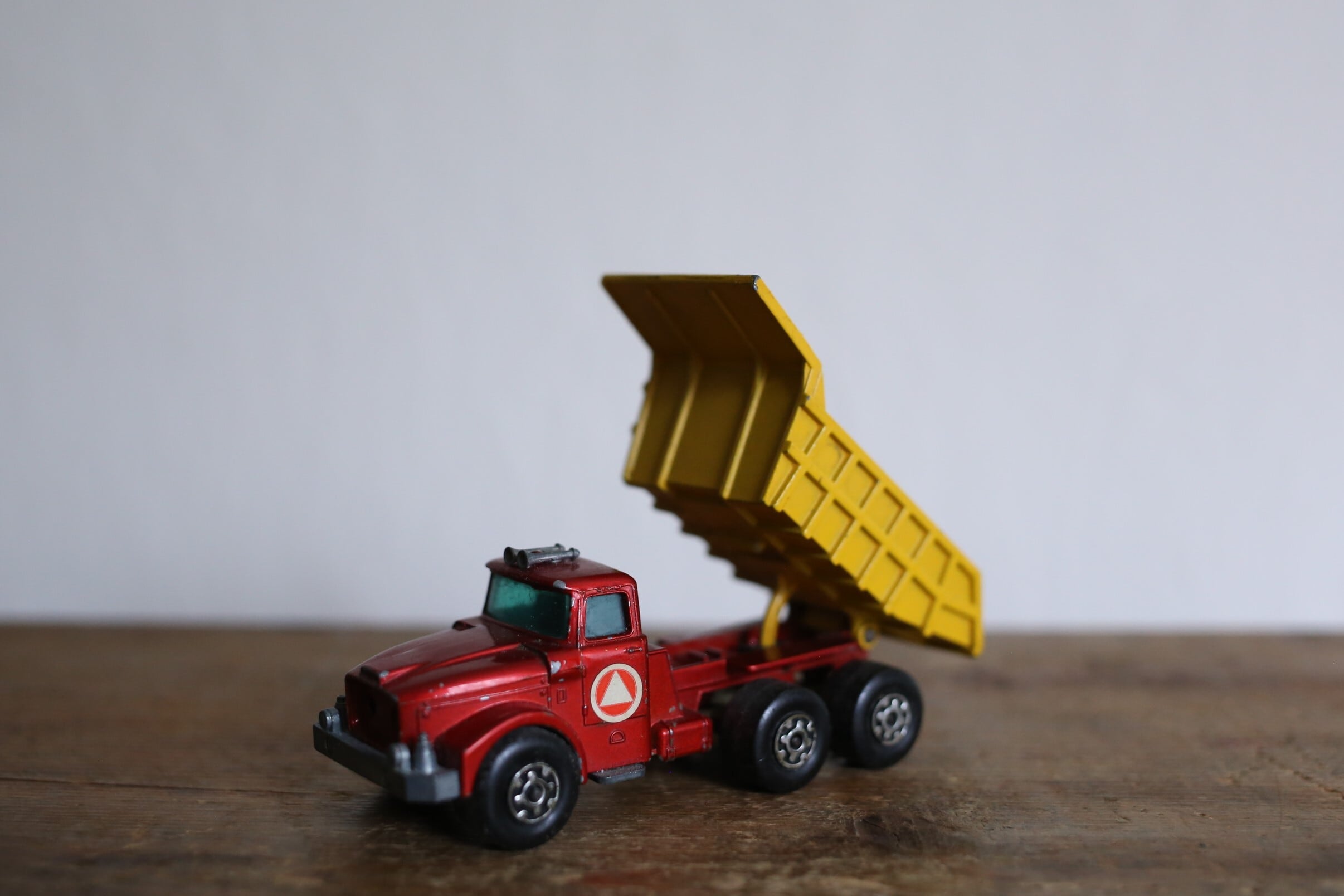 ミニカー | EMUPARIS