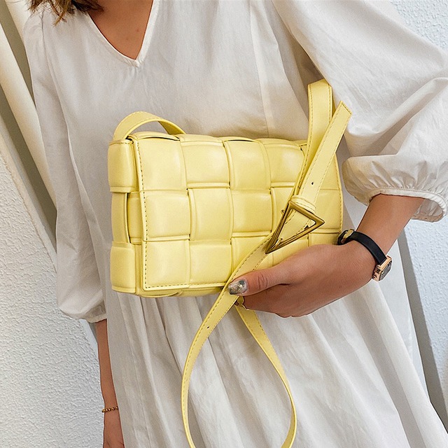 品質のバッグ、eignレディースバッグ、2020年に人気の新しい流行の野生のメッセンジャーバッグ Tiancai_Wing_Bag6782618