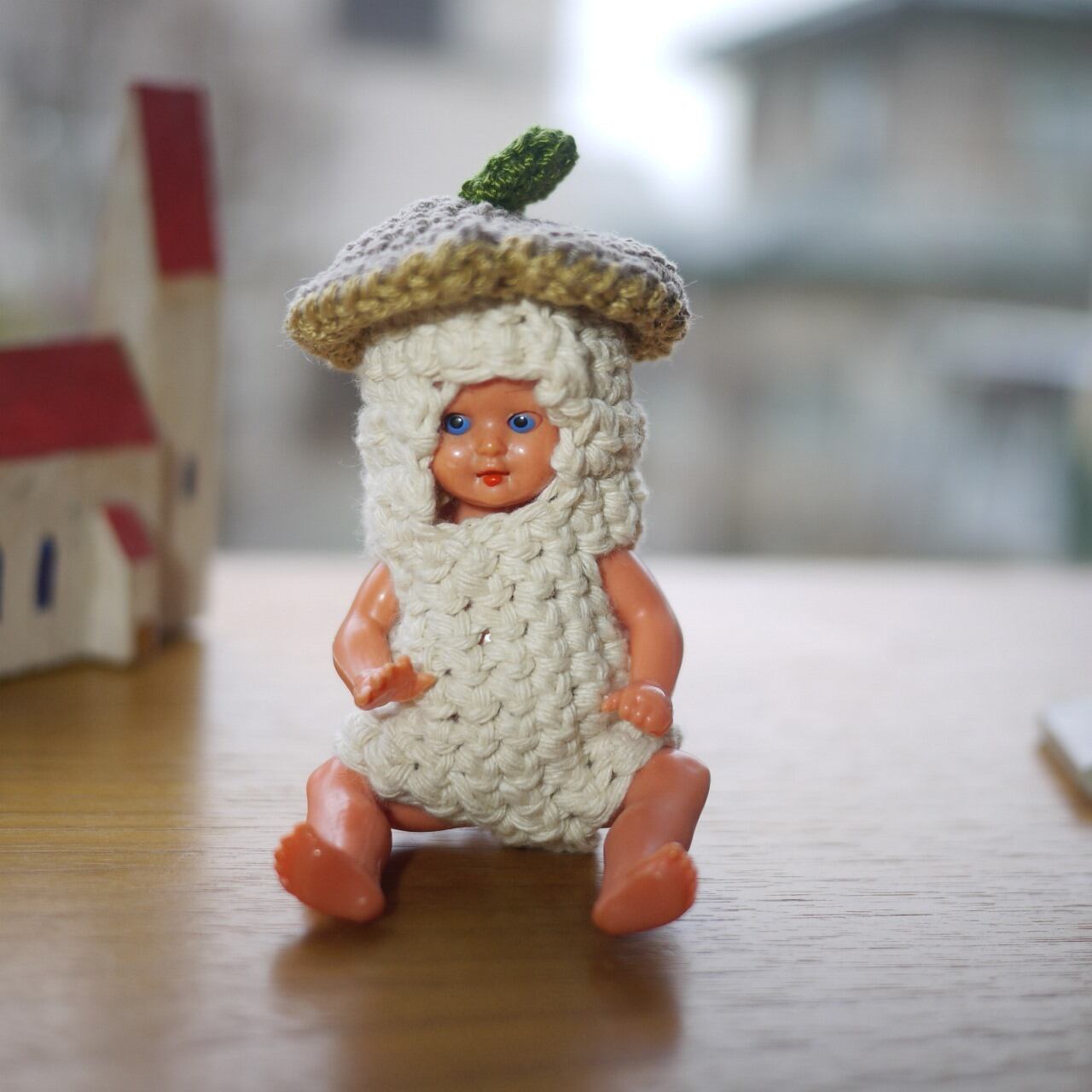 着ぐるみドール 先端が緑色のひび割れきのこ2 E.S